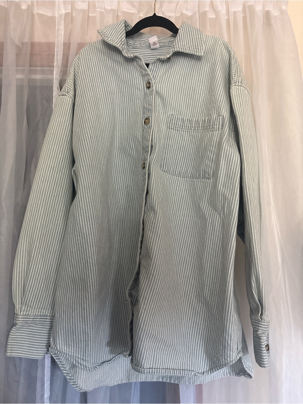 Old Navy Light Blue and White Striped Button-Down Shirt